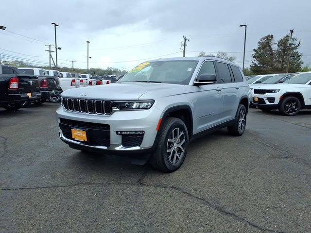 Certified 2023 Jeep Grand Cherokee L Limited AWD/4WD image 7