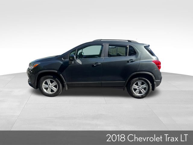 Used 2018 Chevrolet Trax LT w/ LT Convenience Package AWD/4WD image 5