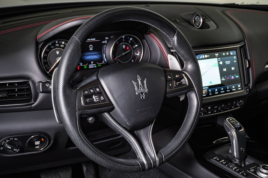 Used 2024 Maserati Levante GT Ultima AWD/4WD image 19