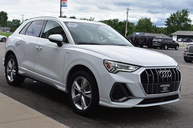 Used 2022 Audi Q3 2.0T Premium Plus AWD/4WD image 13