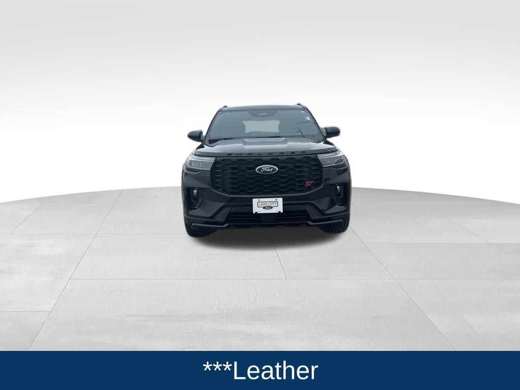 Used 2025 Ford Explorer ST image 8