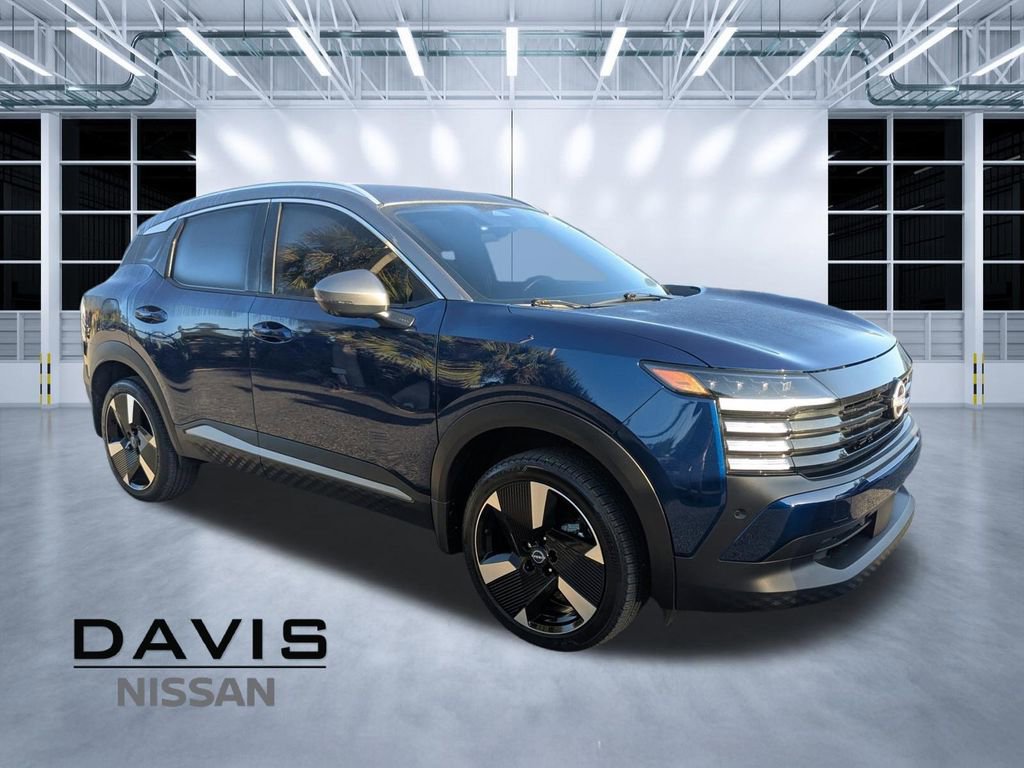 Used 2025 Nissan Kicks SR FWD image 1