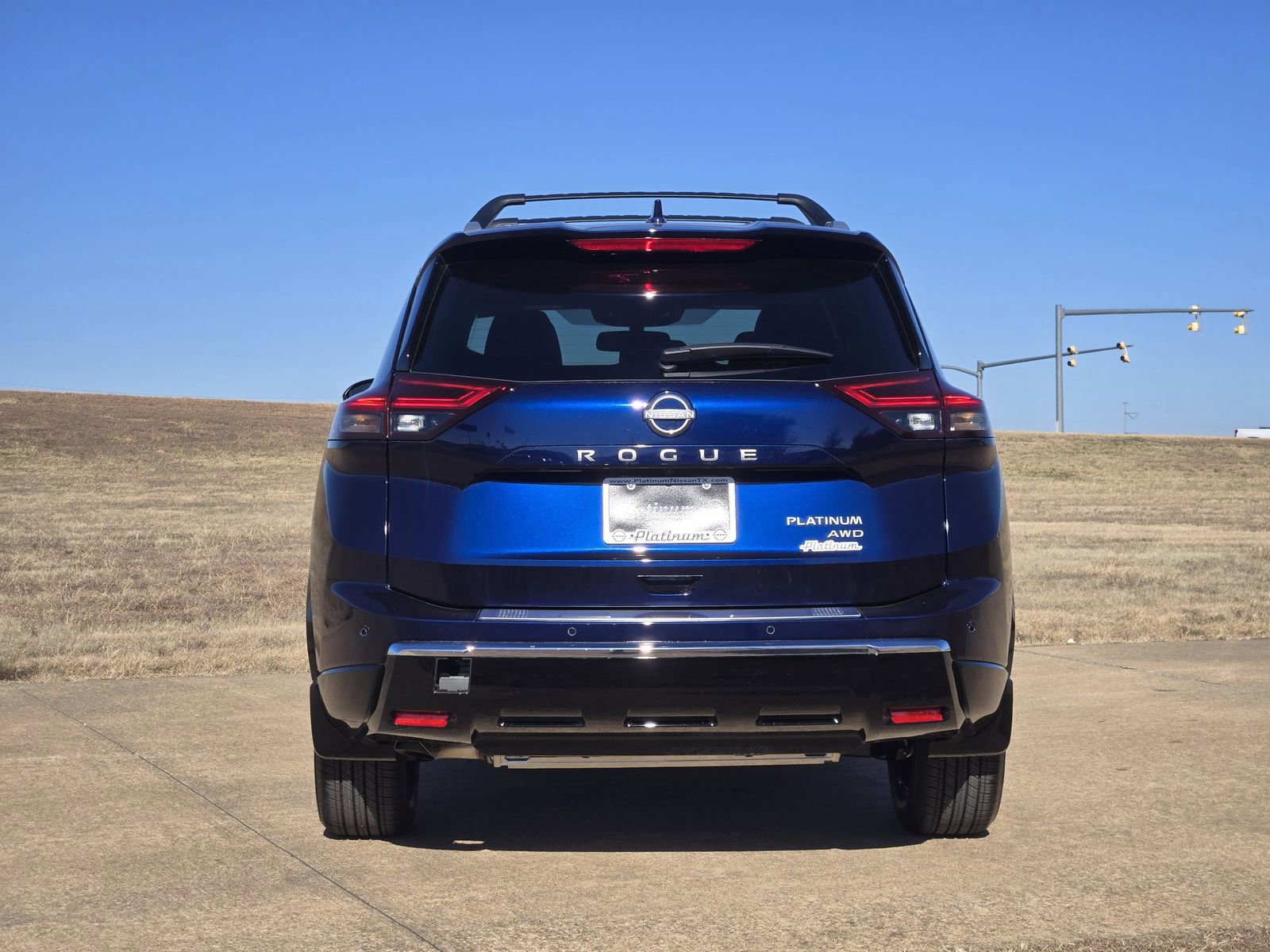 New 2026 Nissan Rogue Platinum image 8