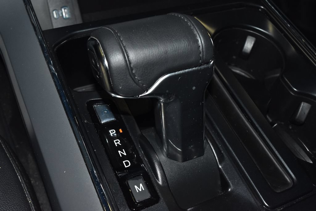 Used 2024 Ford F150 Lariat AWD/4WD image 18