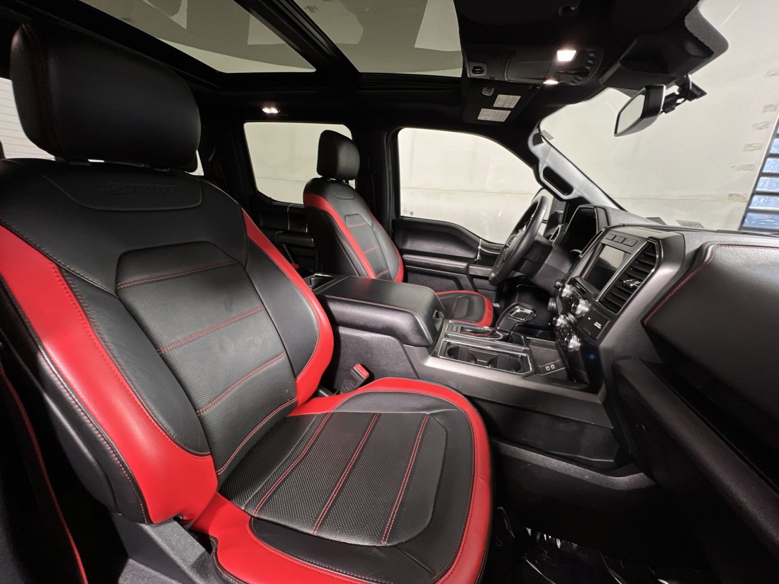 Used 2019 Ford F150 Lariat w/ Equipment Group 502A Luxury image 24