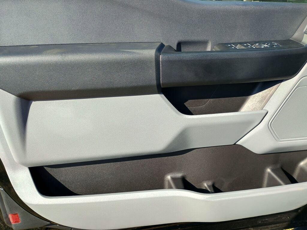 New 2026 Ford F250 XL w/ XL Chrome Package image 10