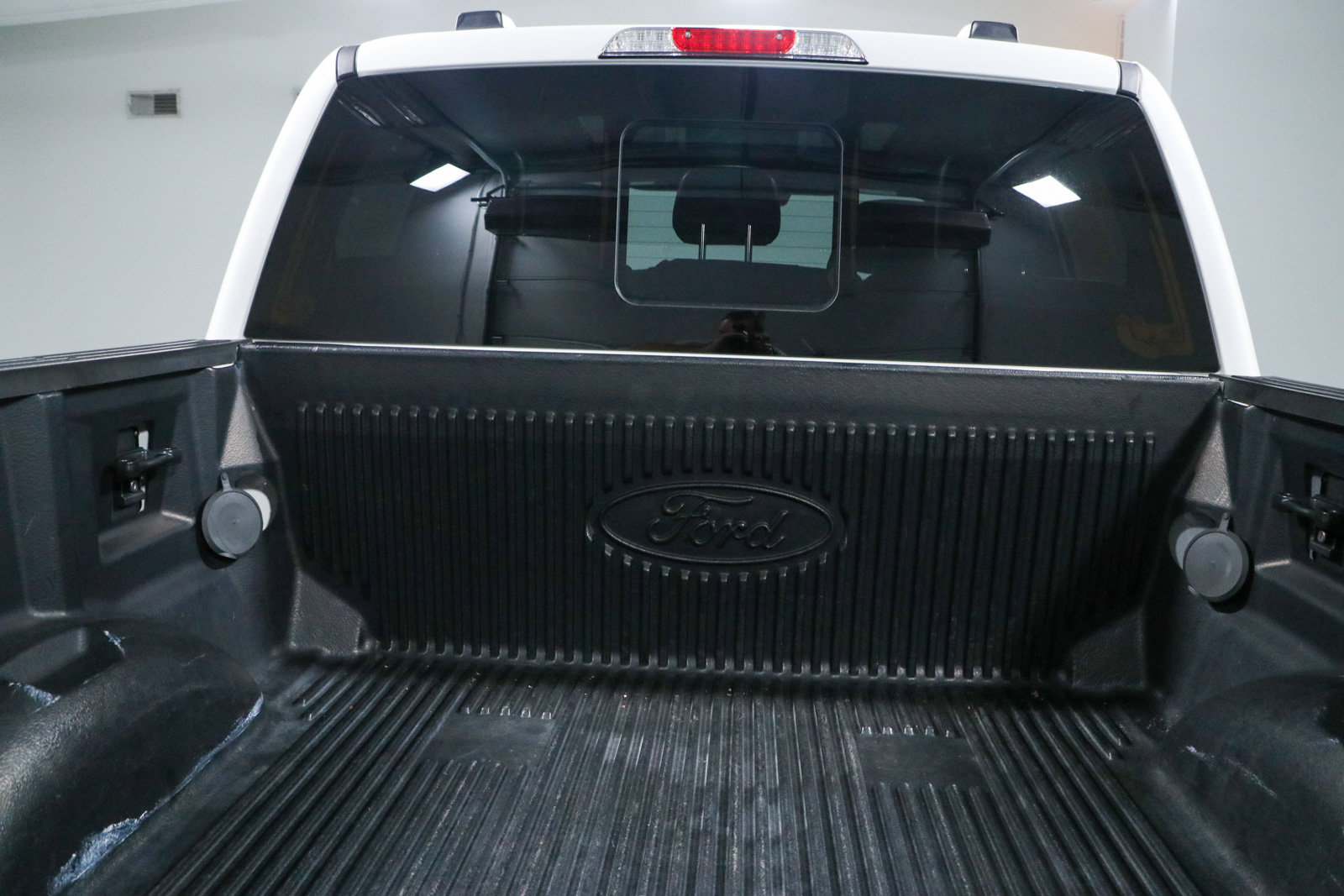 Used 2023 Ford F150 Lariat w/ Equipment Group 502A High AWD/4WD image 32