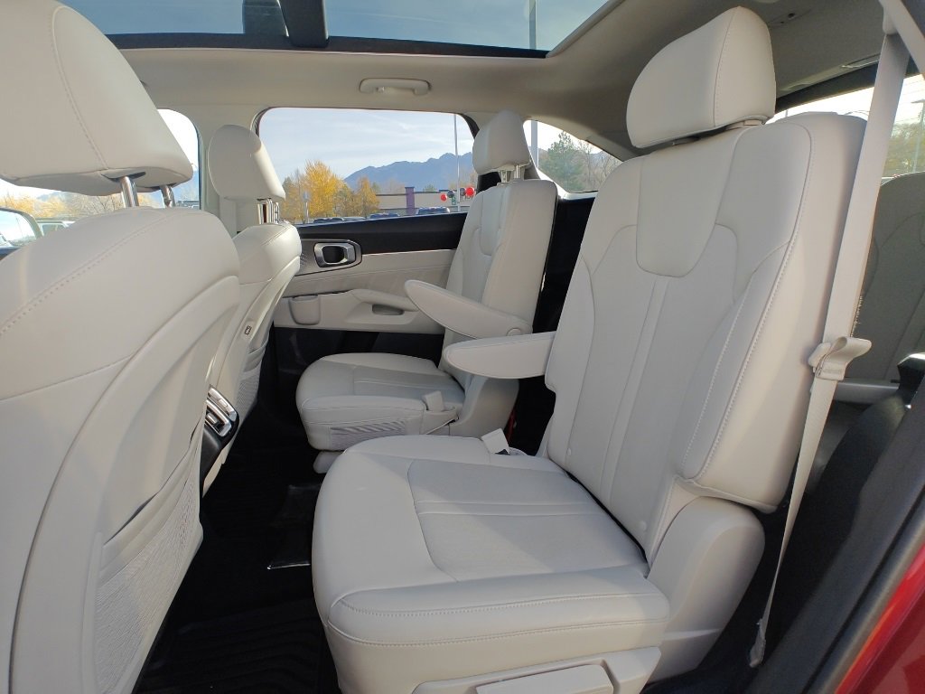 Used 2022 Kia Sorento SX image 27