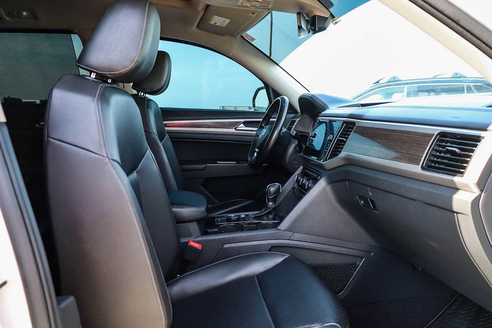 Used 2019 Volkswagen Atlas SEL image 17