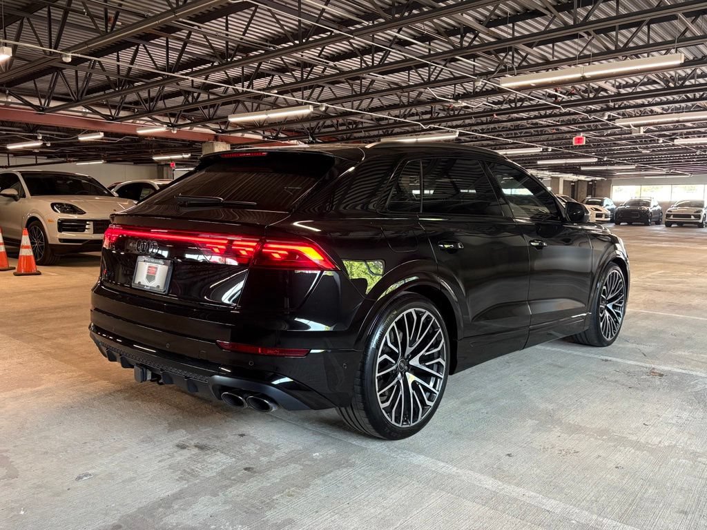 Used 2024 Audi SQ8 Prestige w/ Prestige Package AWD/4WD image 8