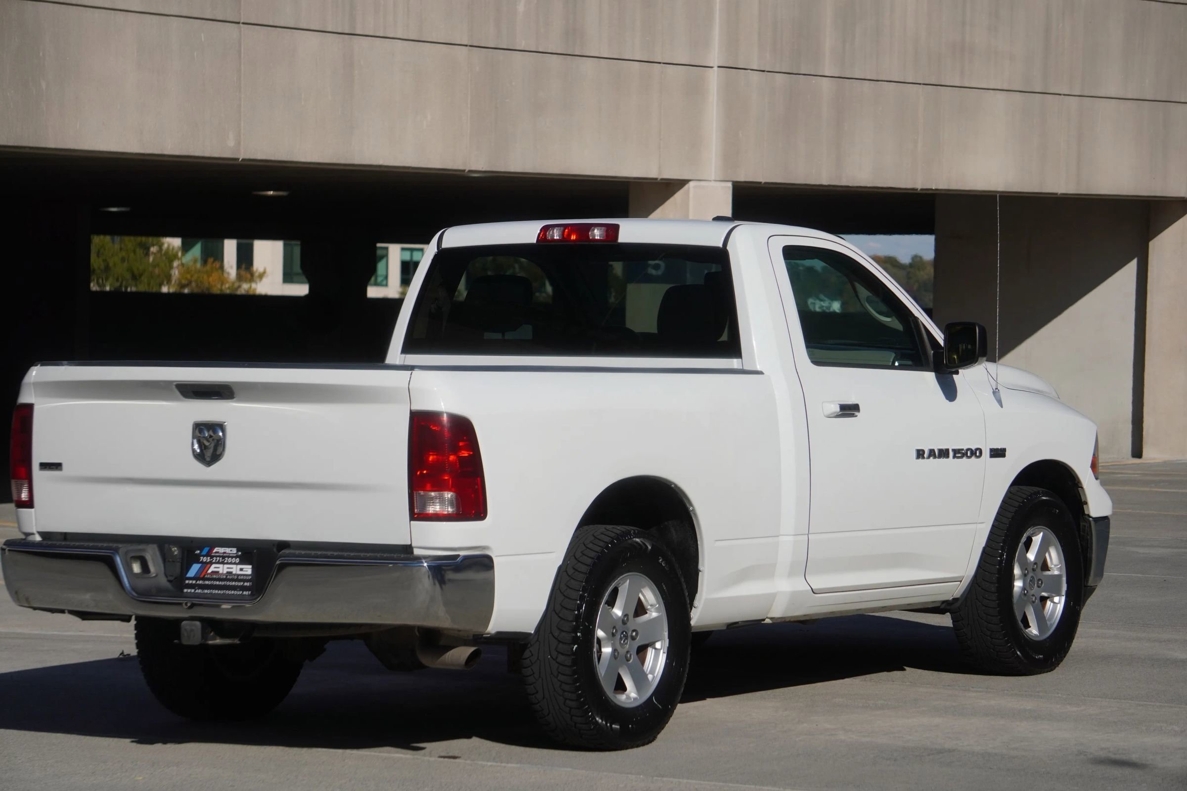 Used 2012 RAM 1500 Classic SLT w/ Luxury Group image 15