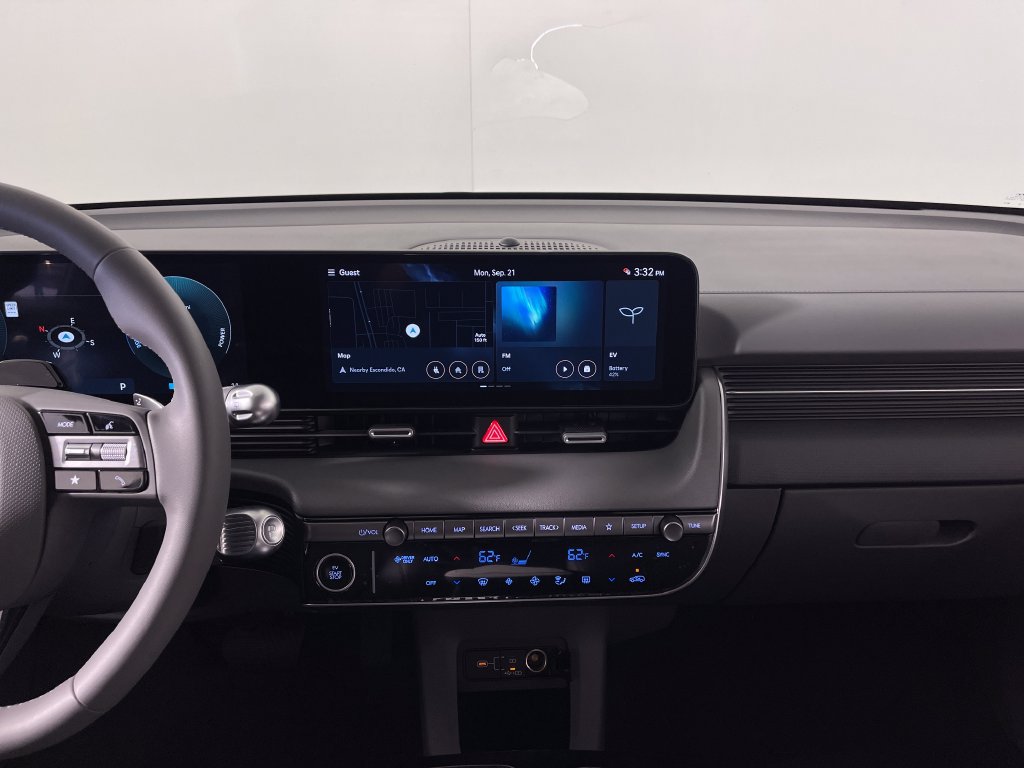 New 2027 Hyundai Ioniq 5 SEL RWD image 16