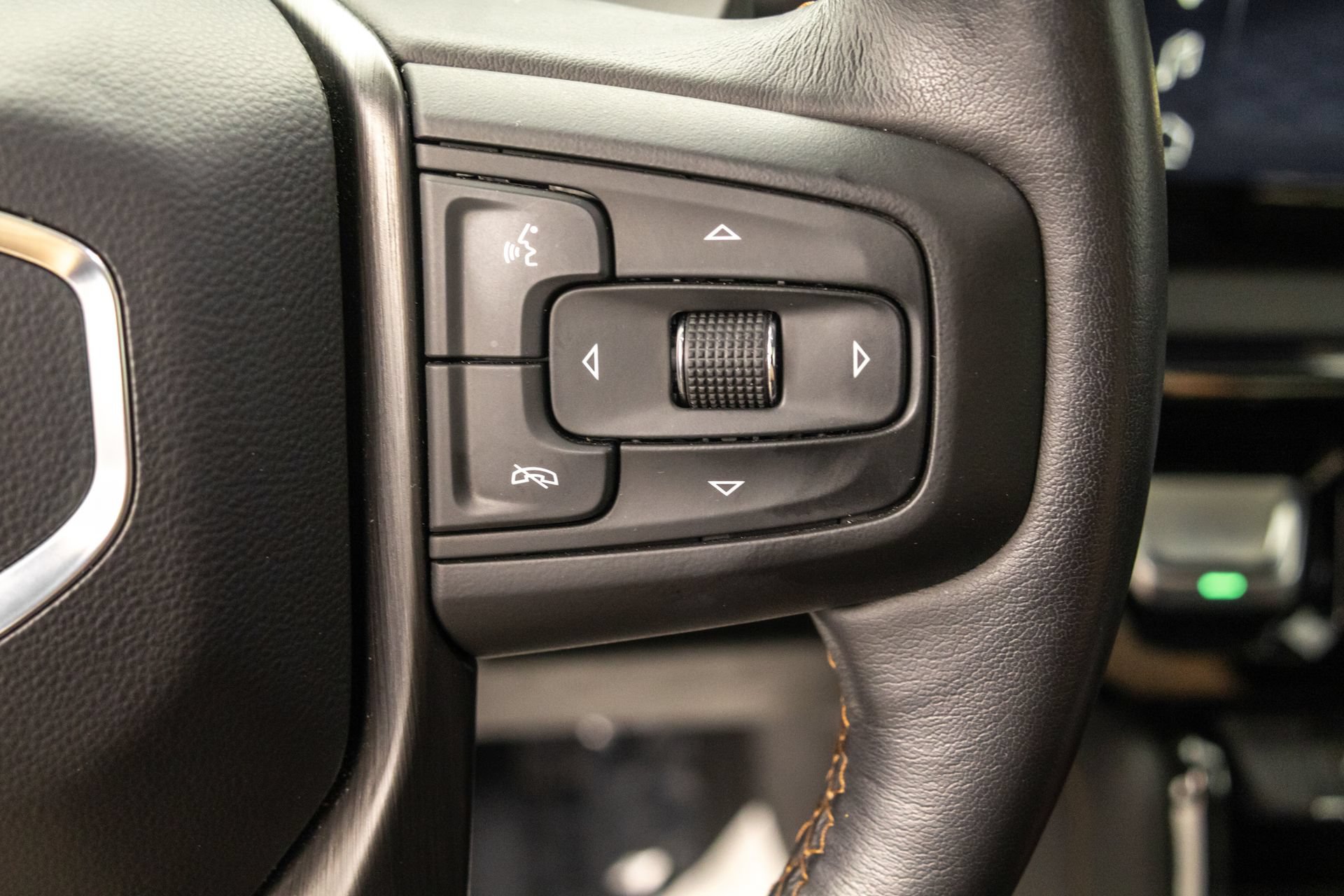 Used 2023 GMC Sierra 1500 AT4 w/ AT4 Premium Package AWD/4WD image 22