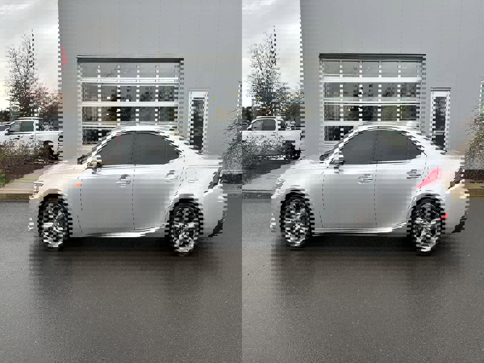 Used 2014 Lexus IS 350 AWD w/ Navigation Package image 2