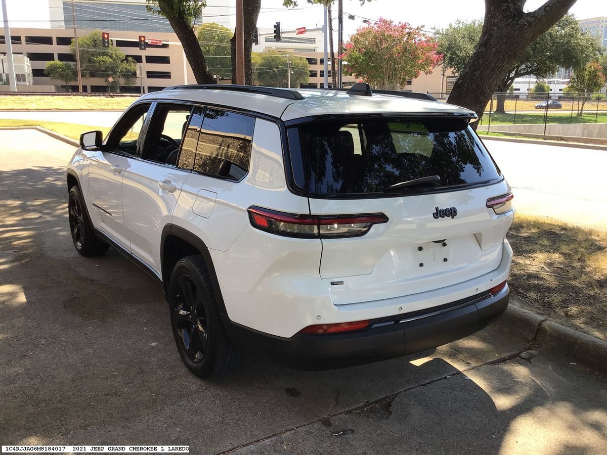Used 2021 Jeep Grand Cherokee L Laredo RWD image 4