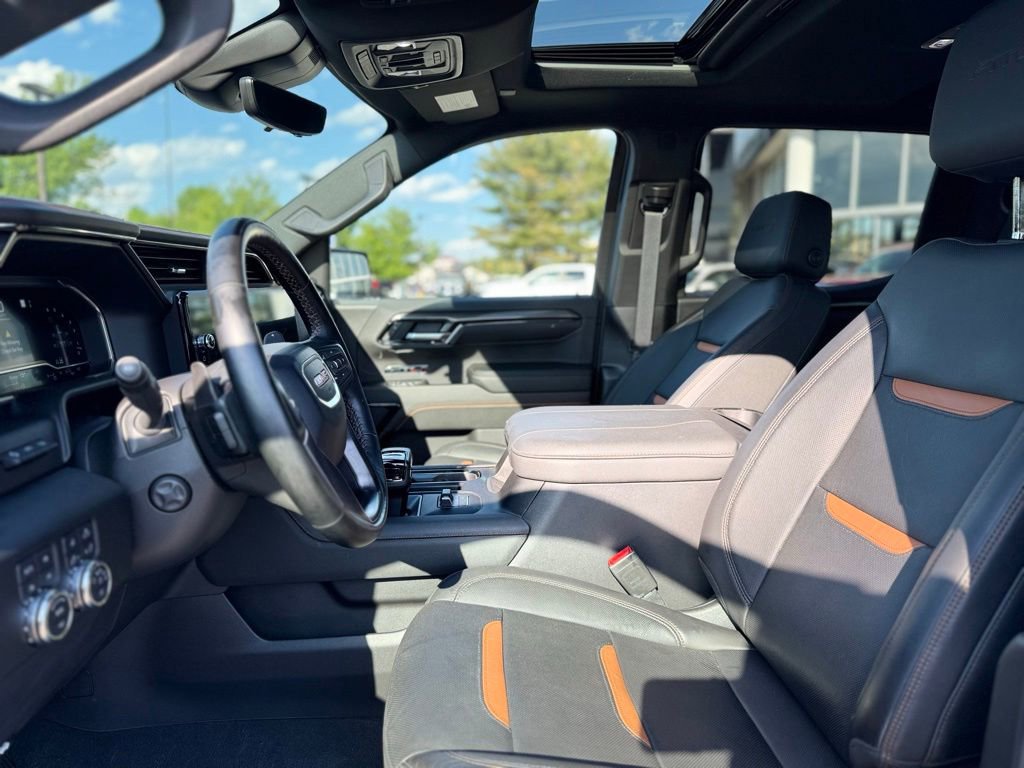 Certified 2023 GMC Sierra 1500 AT4 w/ Technology Package AWD/4WD image 14