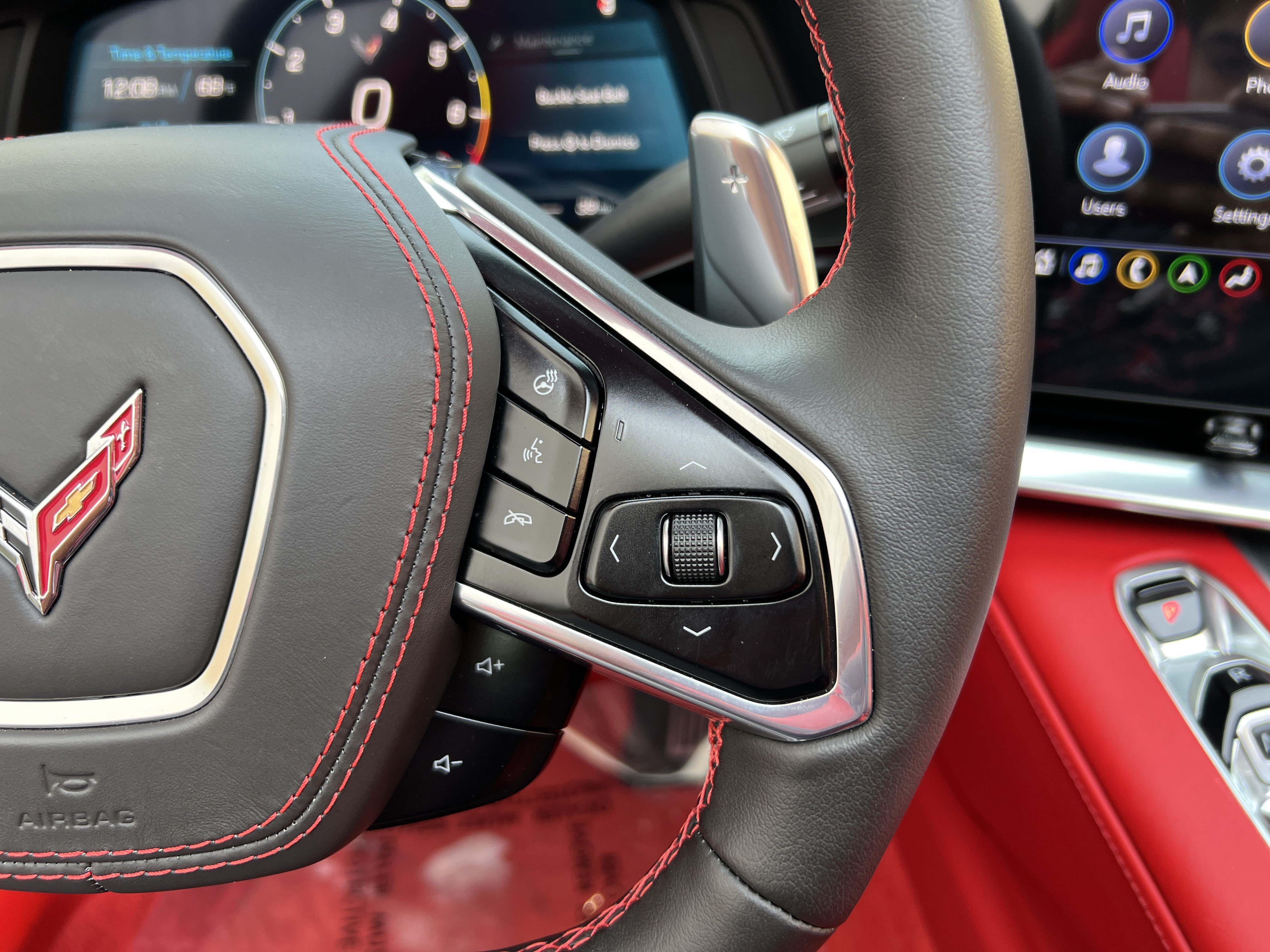 Used 2023 Chevrolet Corvette Stingray Premium Cpe w/ Z51 Performance Package RWD image 28