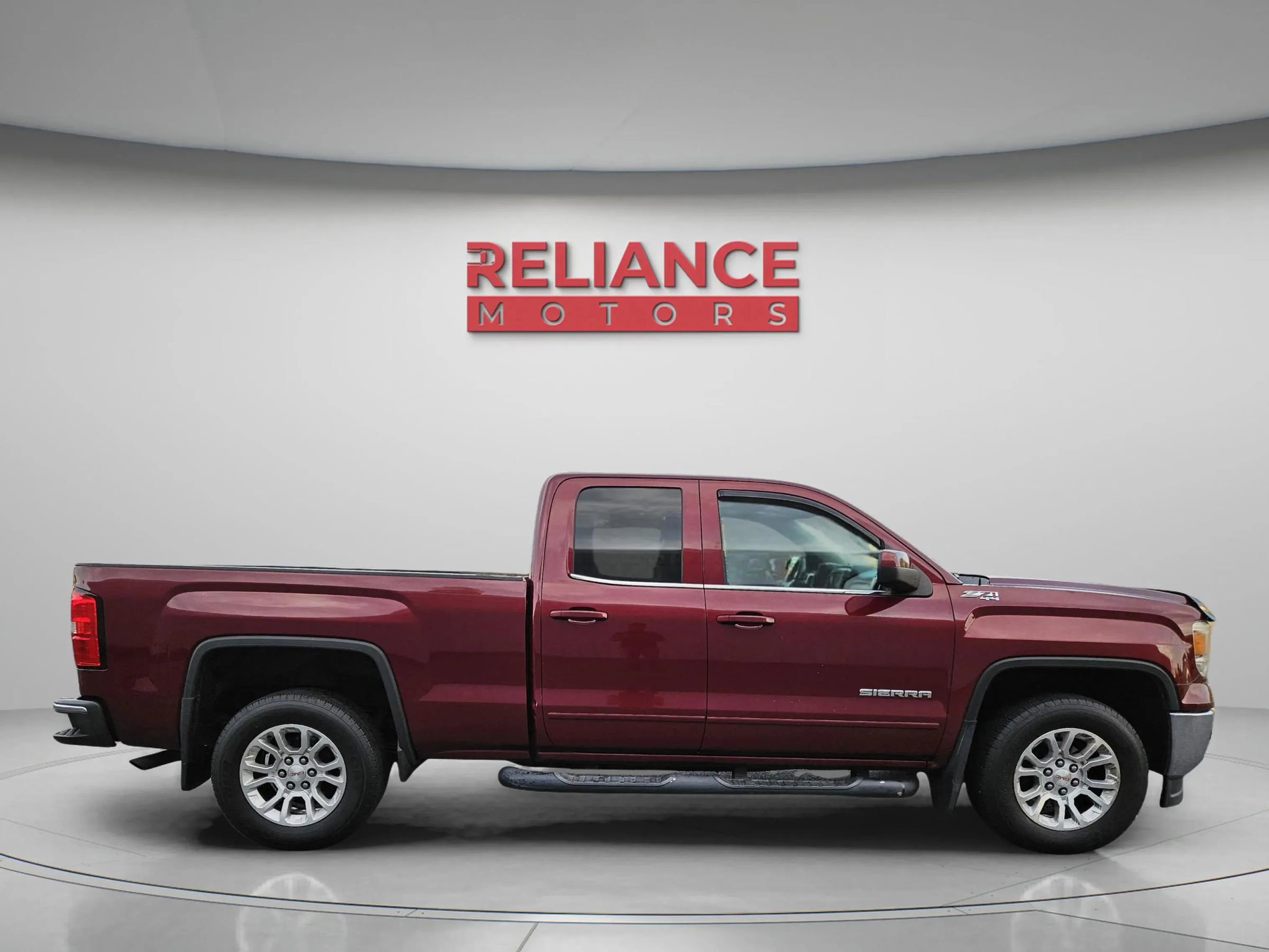 Used 2015 GMC Sierra 1500 SLE w/ SLE Value Package image 6