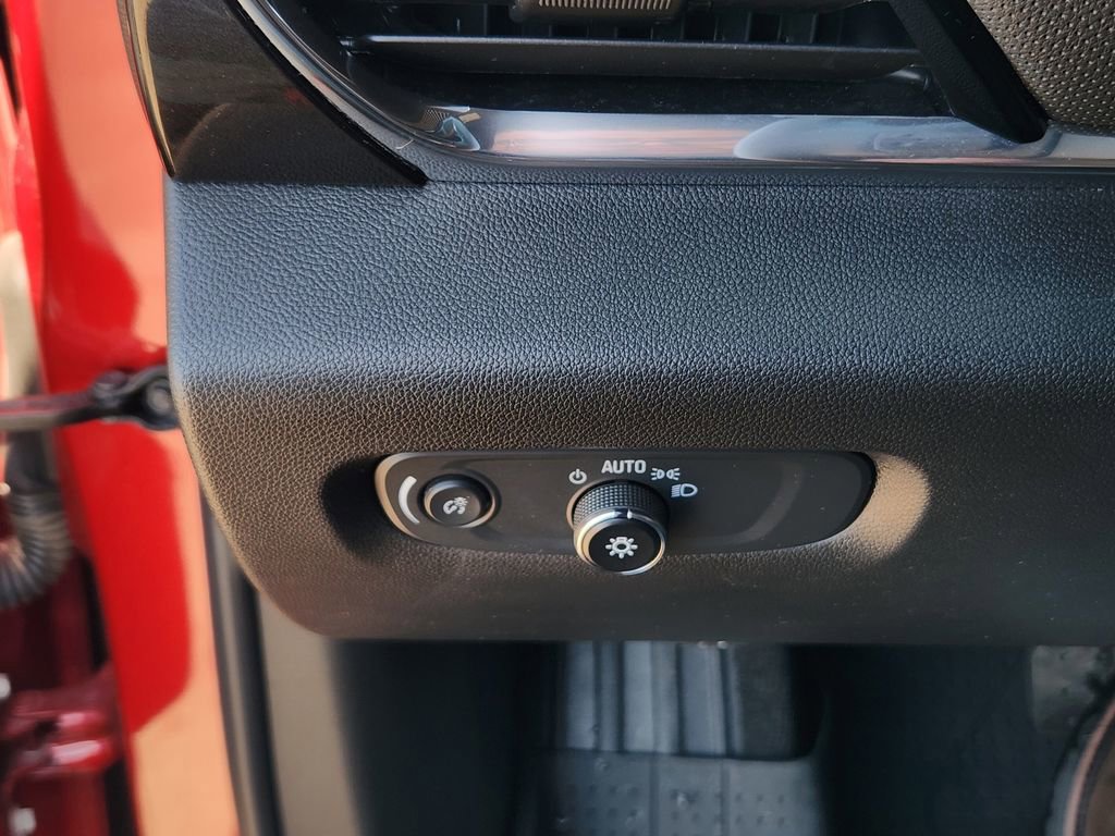 Used 2023 Chevrolet Traverse RS w/ LPO, Floor Liner Package image 27