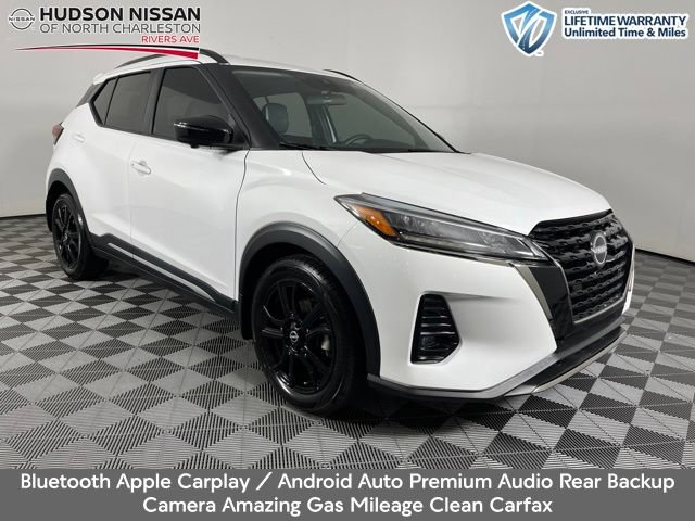Used 2024 Nissan Kicks SR w/ SR Premium Package FWD image 1