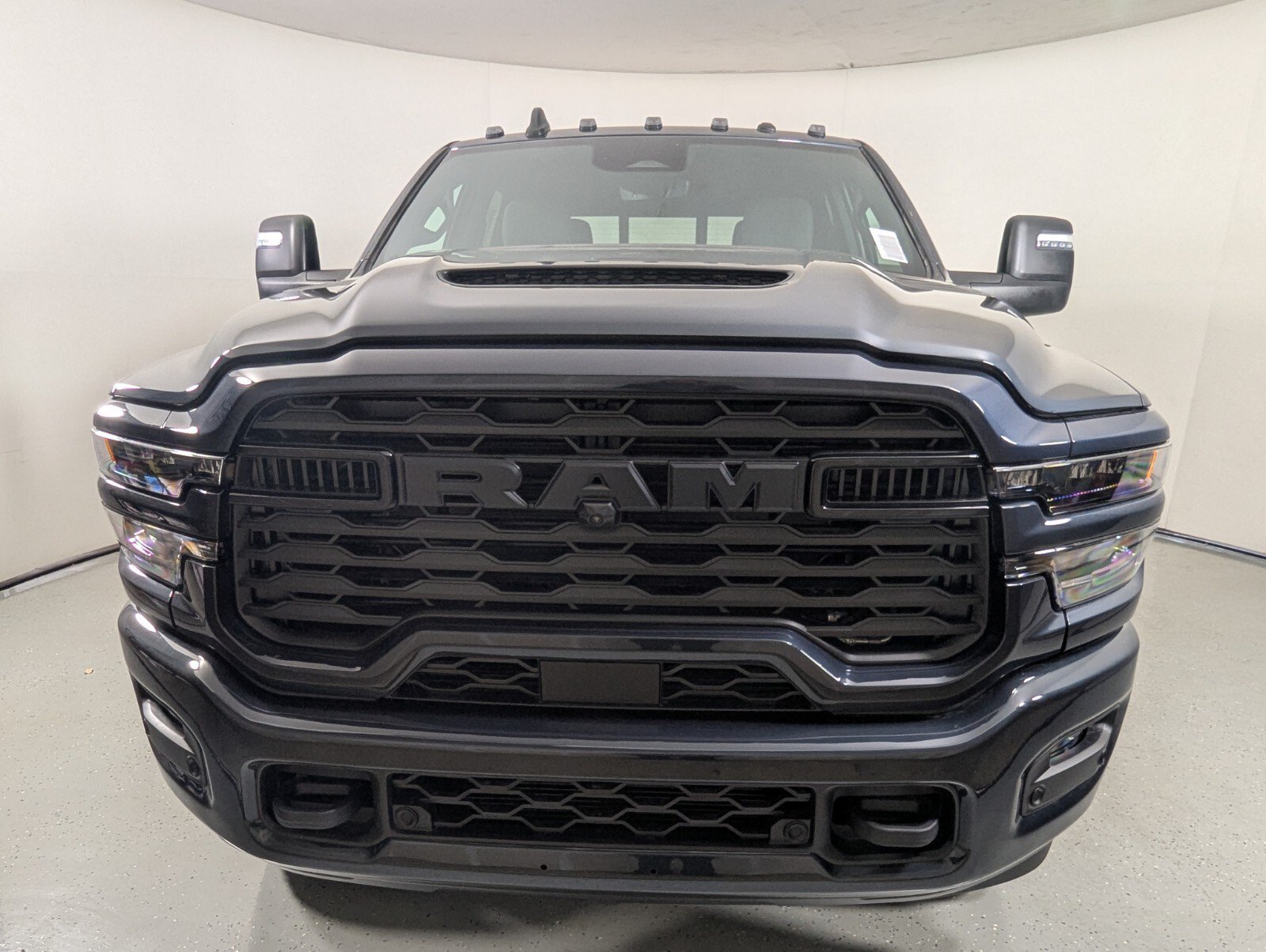 New 2026 RAM 2500 Big Horn AWD/4WD image 2