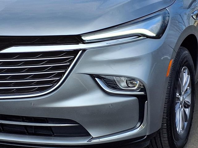 Used 2023 Buick Enclave Essence image 27