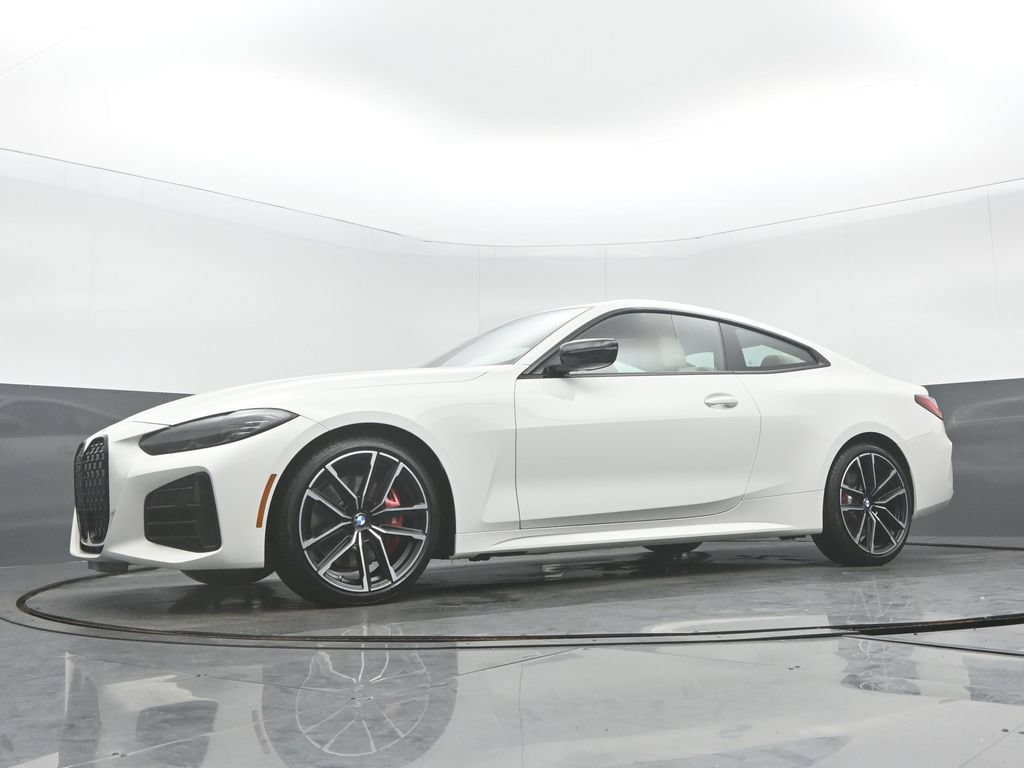 Used 2023 BMW 440i xDrive Coupe w/ Shadowloine Package AWD/4WD image 28