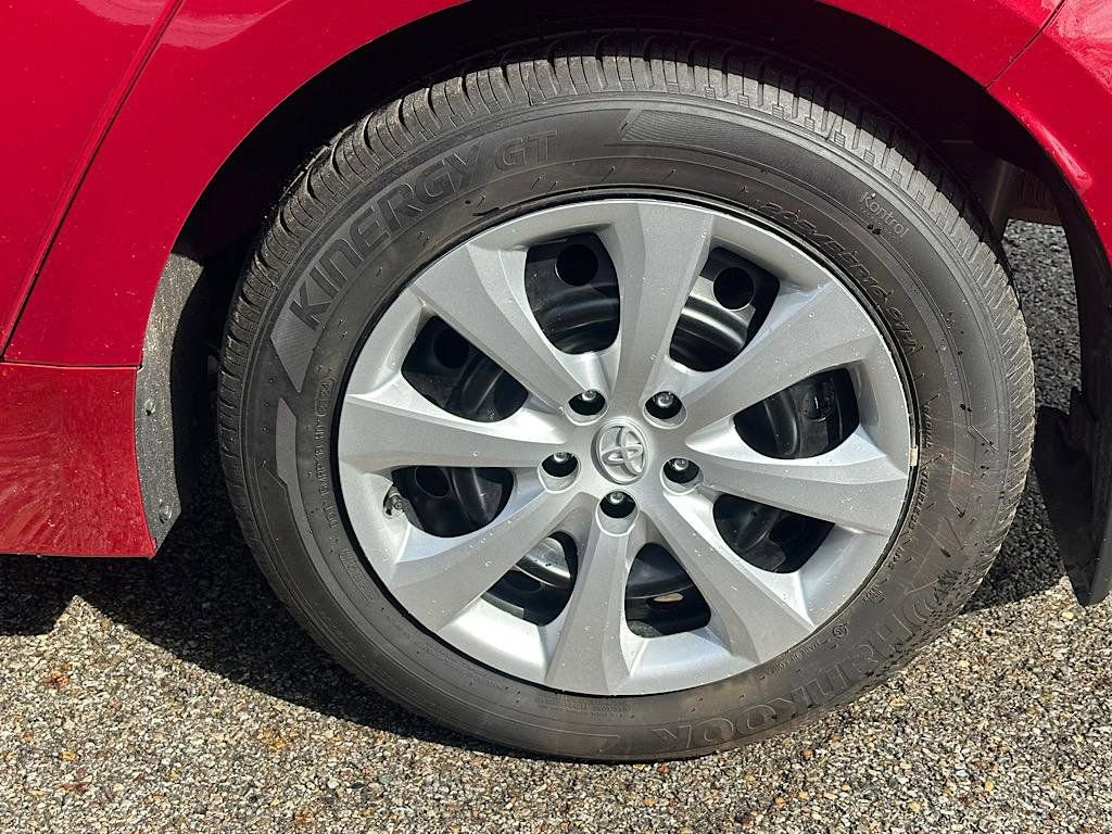 Certified 2024 Toyota Corolla LE image 25
