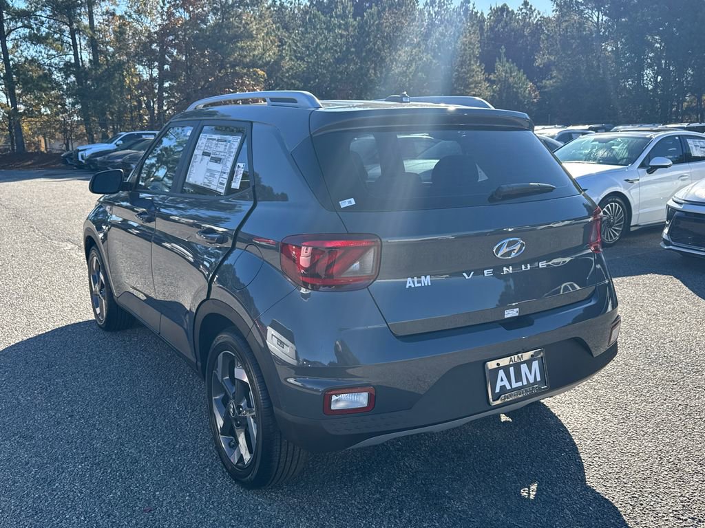 New 2026 Hyundai Venue SEL image 3