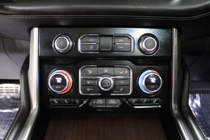 Used 2023 GMC Yukon Denali Ultimate image 35