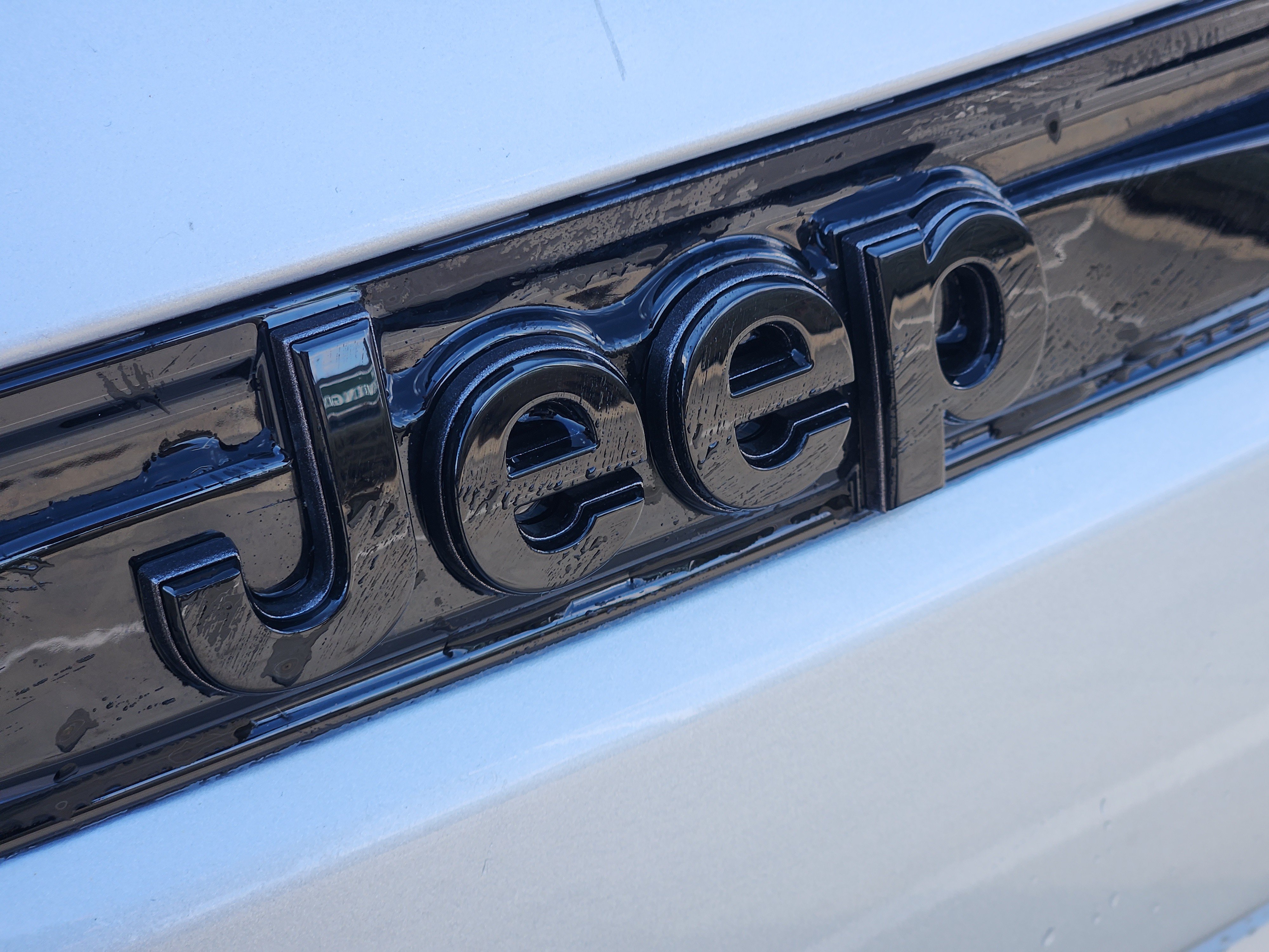 New 2026 Jeep Grand Cherokee Altitude RWD image 7