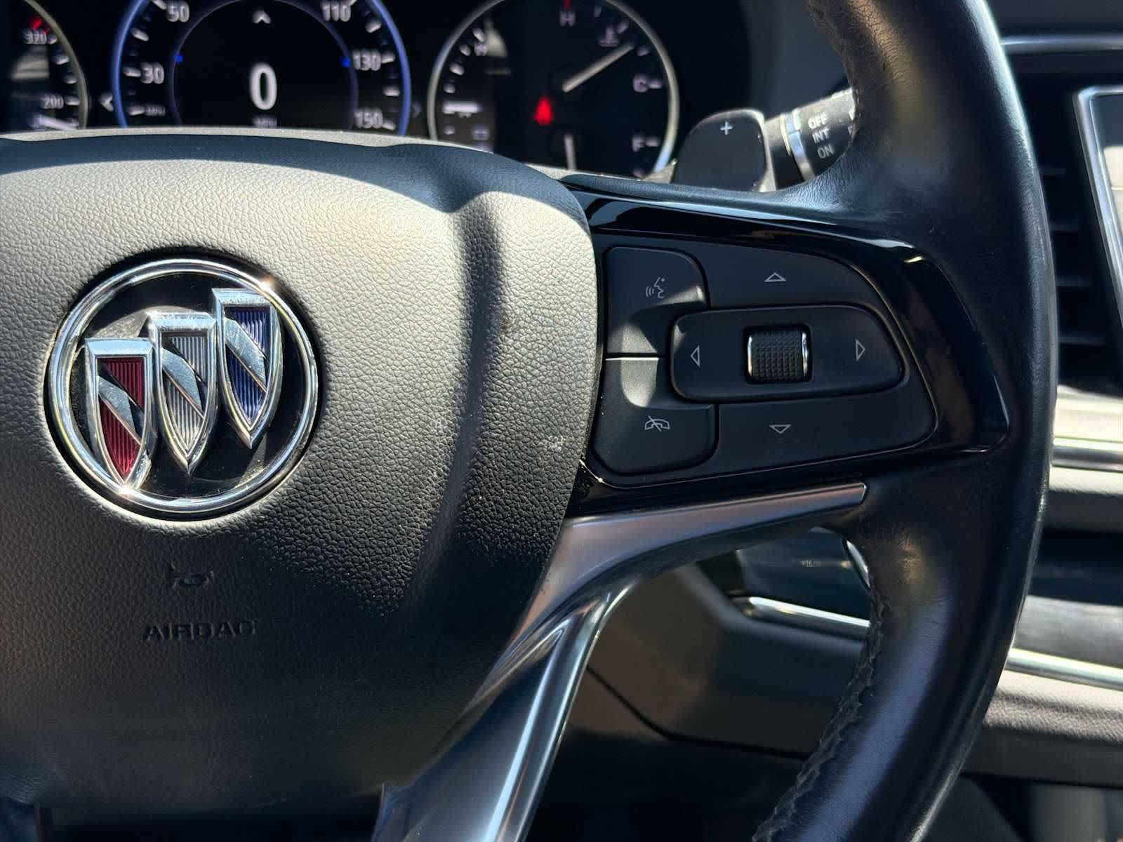Used 2022 Buick Enclave Premium AWD/4WD image 21