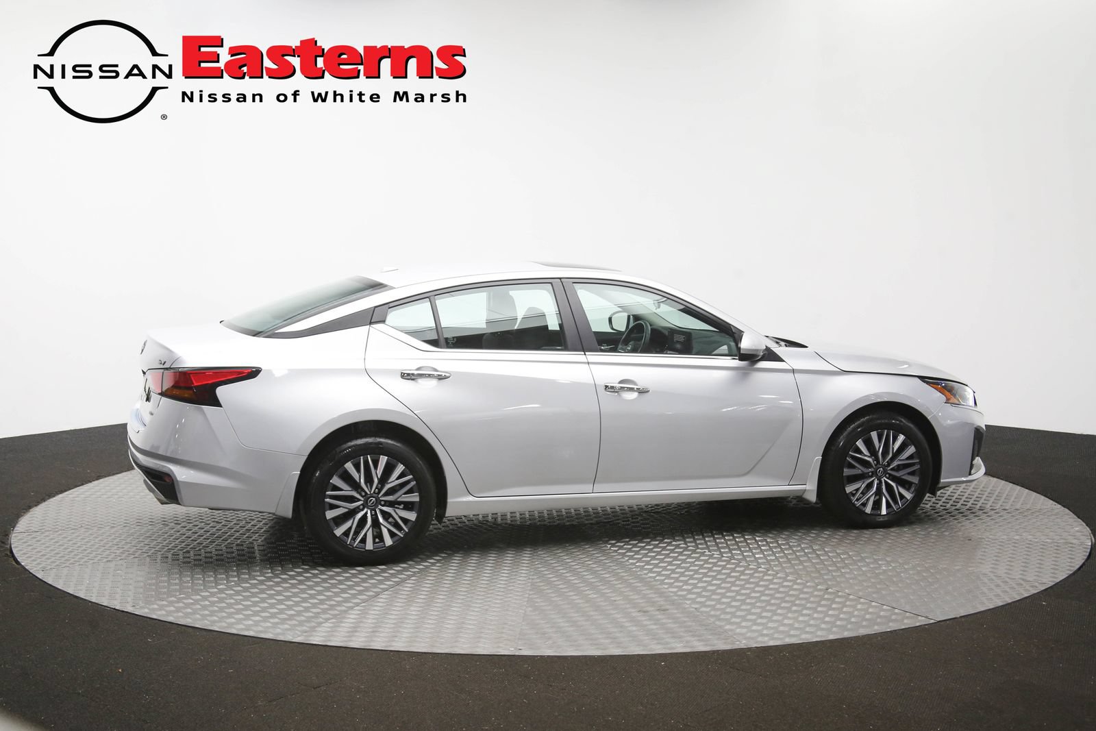 Used 2023 Nissan Altima 2.5 SV w/ SV Premium Package AWD/4WD image 43
