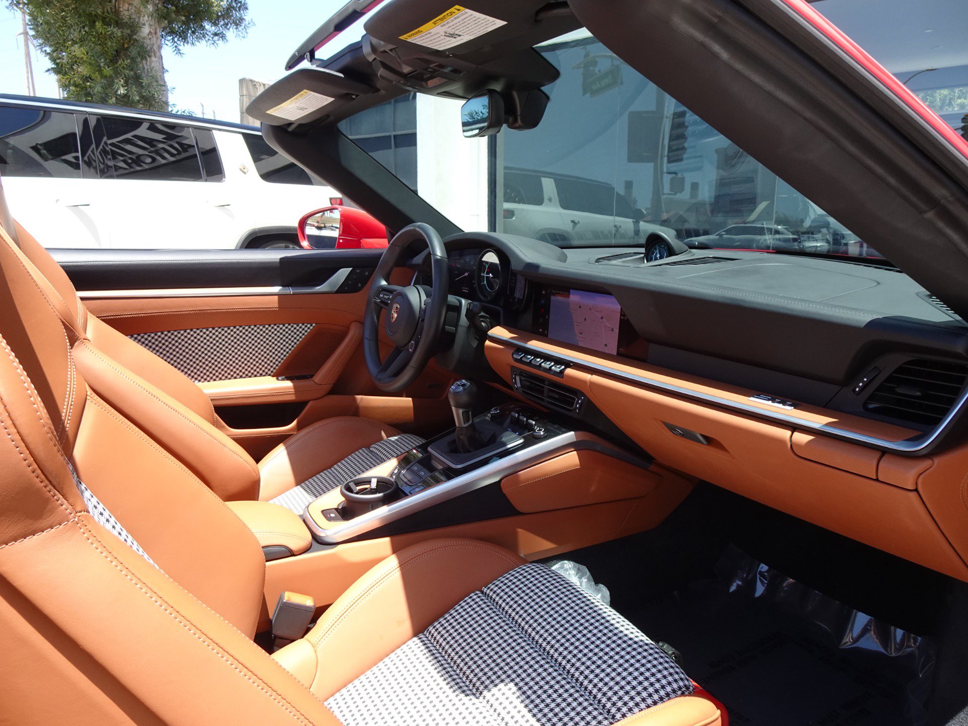 Used 2024 Porsche 911 Targa 4S AWD/4WD image 21