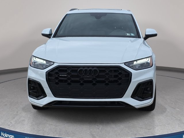Used 2024 Audi Q5 e Premium Plus AWD/4WD image 3
