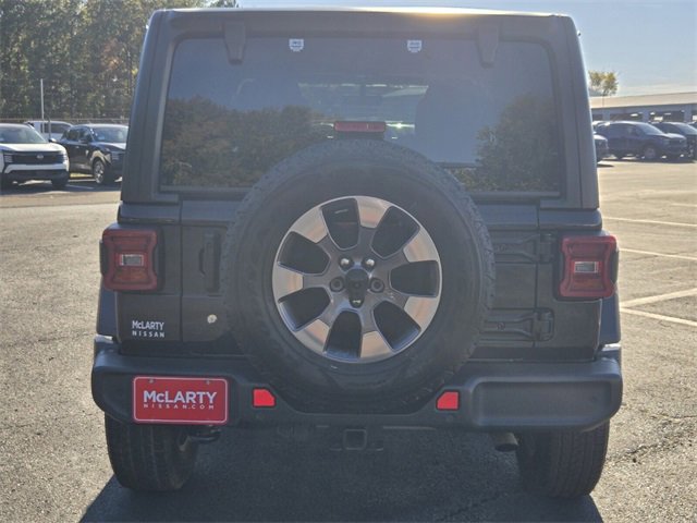 Used 2018 Jeep Wrangler Unlimited Sahara image 4