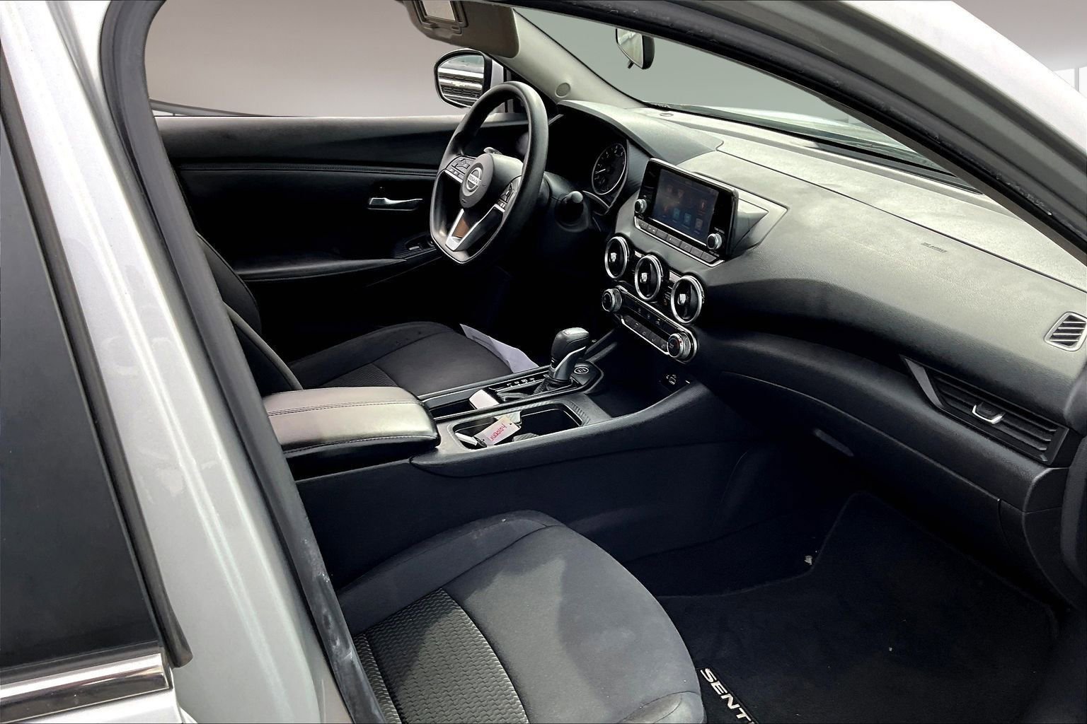 Used 2023 Nissan Sentra S image 29