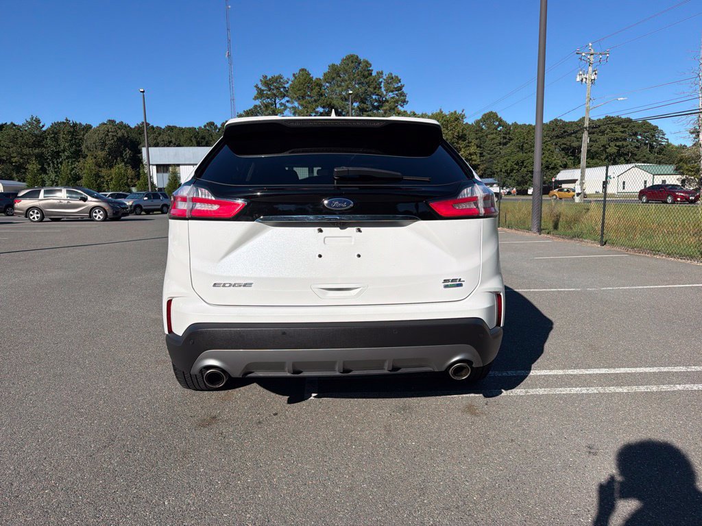 Used 2020 Ford Edge SEL w/ Convenience Package AWD/4WD image 6