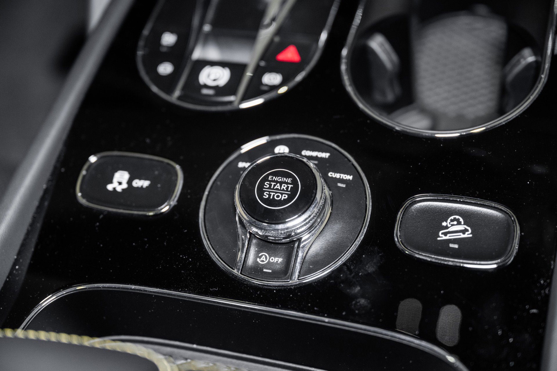 New 2025 Bentley Bentayga image 46