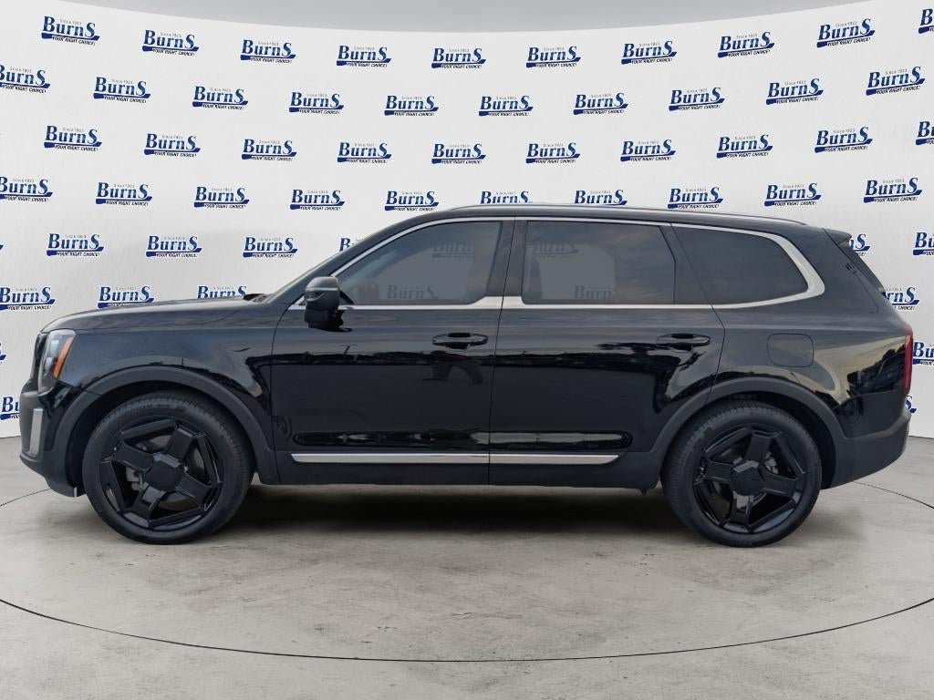 Used 2022 Kia Telluride EX w/ EX Premium Package AWD/4WD image 5