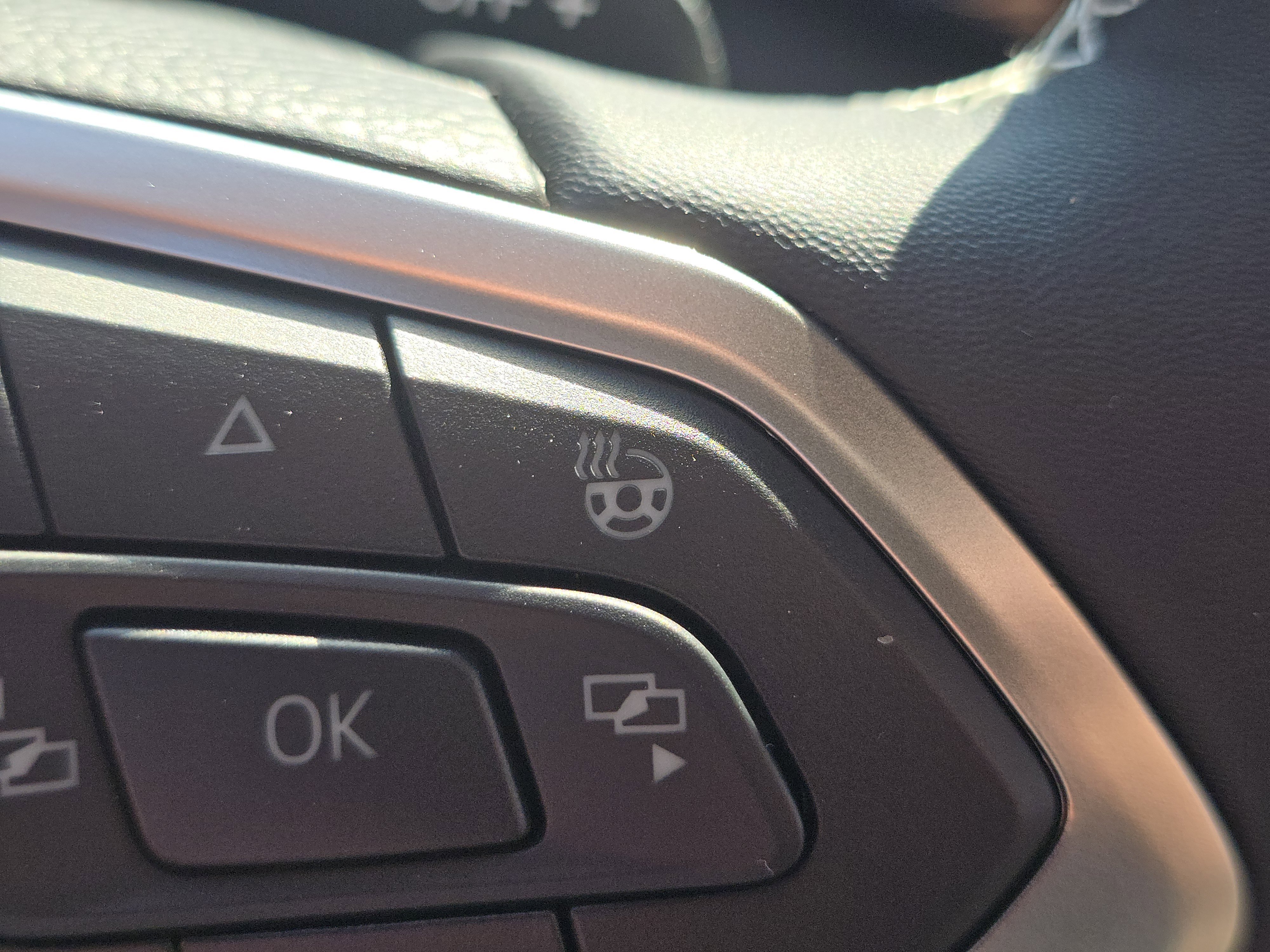 New 2026 Volkswagen Atlas SEL image 13