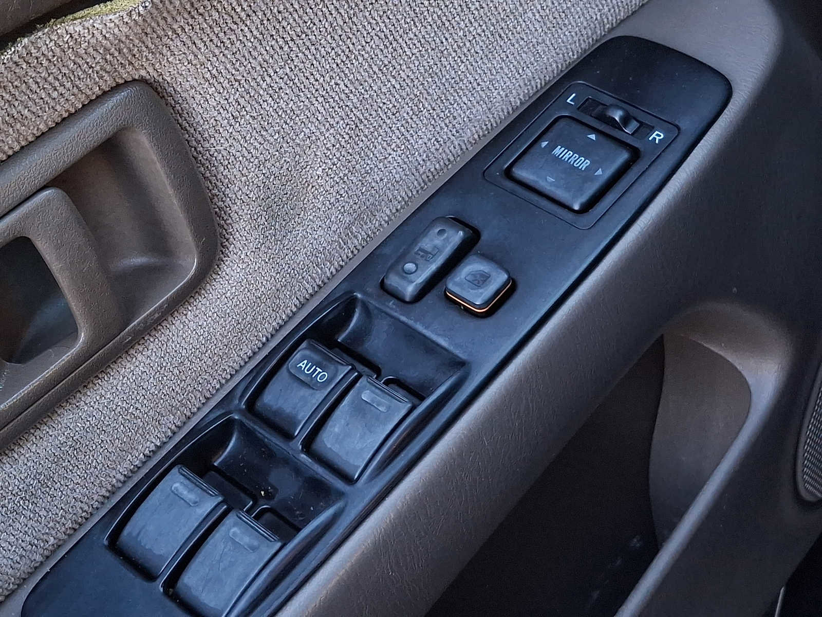 Used 1998 Toyota 4Runner SR5 image 25