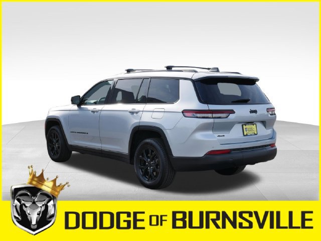Used 2024 Jeep Grand Cherokee L Laredo AWD/4WD image 7
