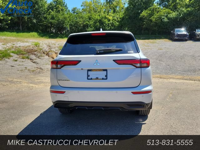 Used 2024 Mitsubishi Outlander ES AWD/4WD image 4