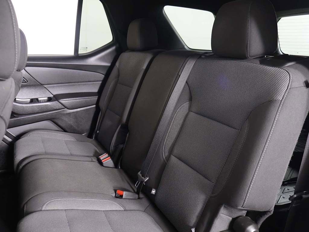 Used 2023 Chevrolet Traverse LT w/ LPO, Floor Liner Package AWD/4WD image 32