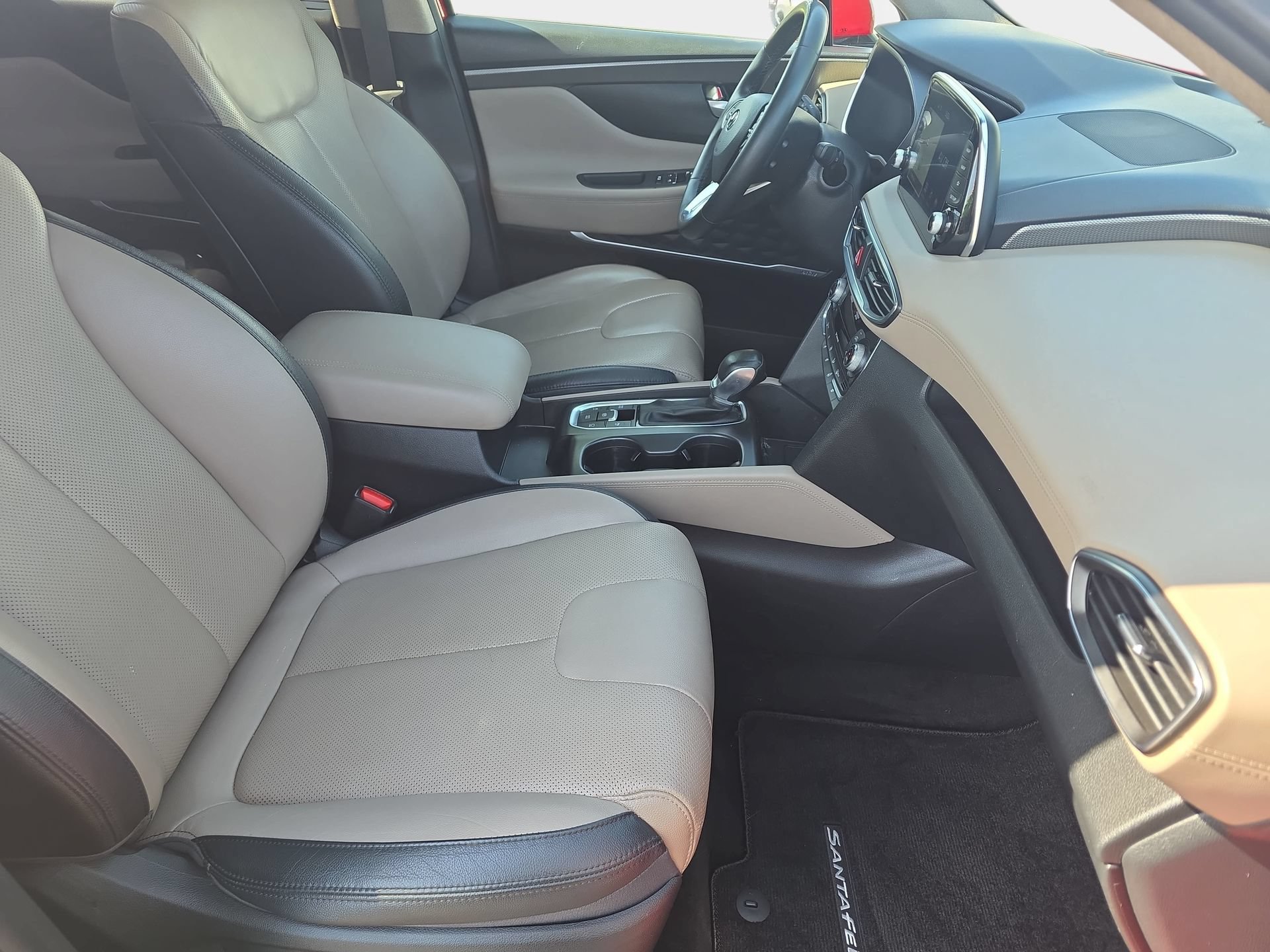 Used 2020 Hyundai Santa Fe Limited FWD image 10