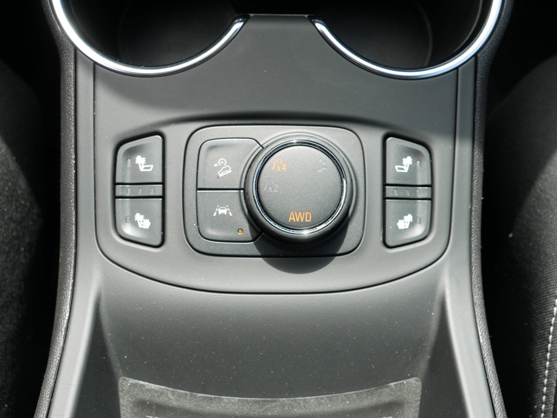 Used 2024 GMC Terrain SLT w/ Infotainment Package II AWD/4WD image 29