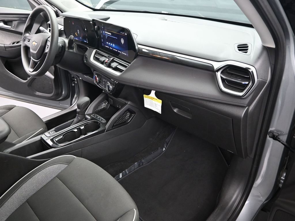 Used 2025 Chevrolet TrailBlazer LT image 22