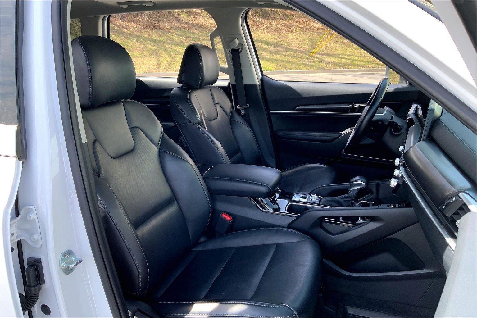 Used 2024 Kia Telluride S w/ S Sunroof Package image 7