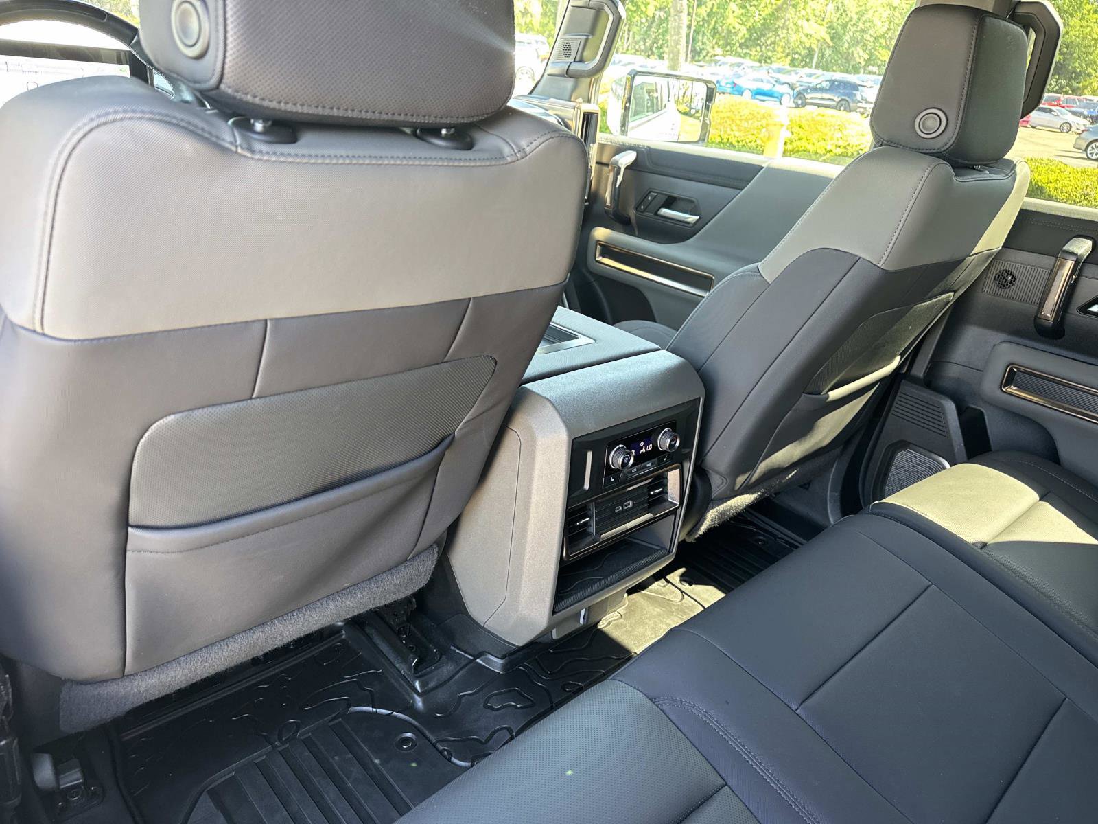 Used 2025 GMC Hummer EV 3X w/ Extreme Off-Road Package AWD/4WD image 13